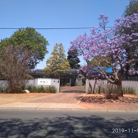 Randburg Northcliff Bed And Breakfast المظهر الخارجي الصورة